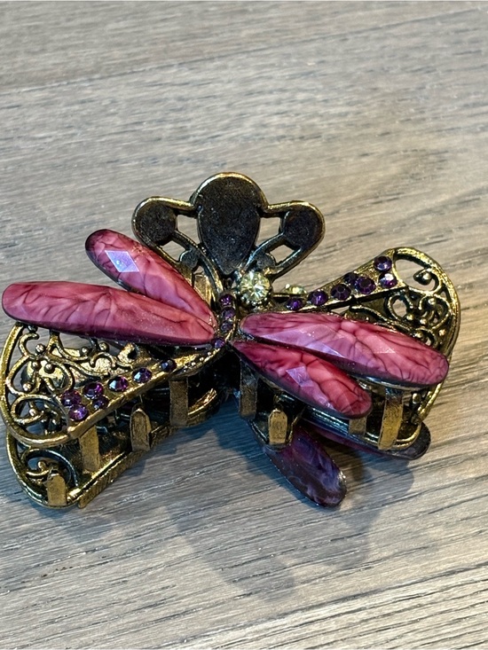 Accessories - Pink Dragonfly Hair Clip for Women - Decorative Metal Accessory